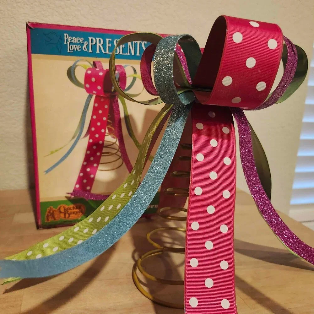 GUC Cracker Barrel Peace Love And Presents Metal Bow Tree Topper Pink Christmas